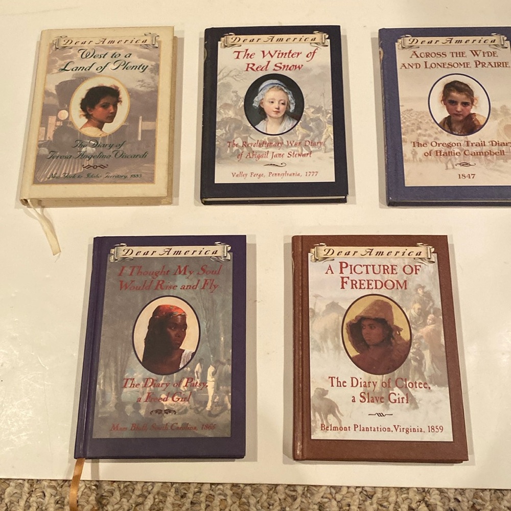 NWOT Set of 5 “Dear America” Hardcover Diaries